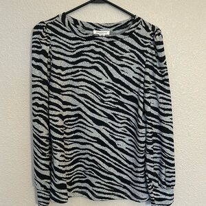 Women’s brand new zebra long sleeve top size large